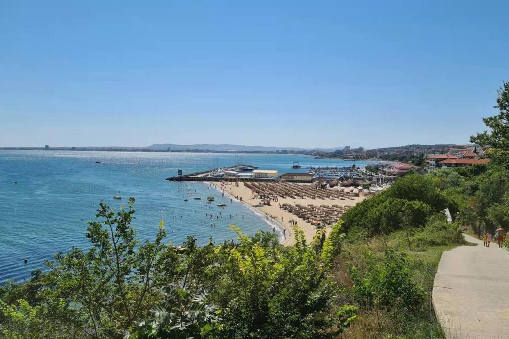 Sun Coast Apartment Szveti Vlasz Kültér fotó