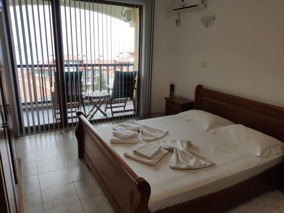 Sun Coast Apartment Szveti Vlasz Kültér fotó