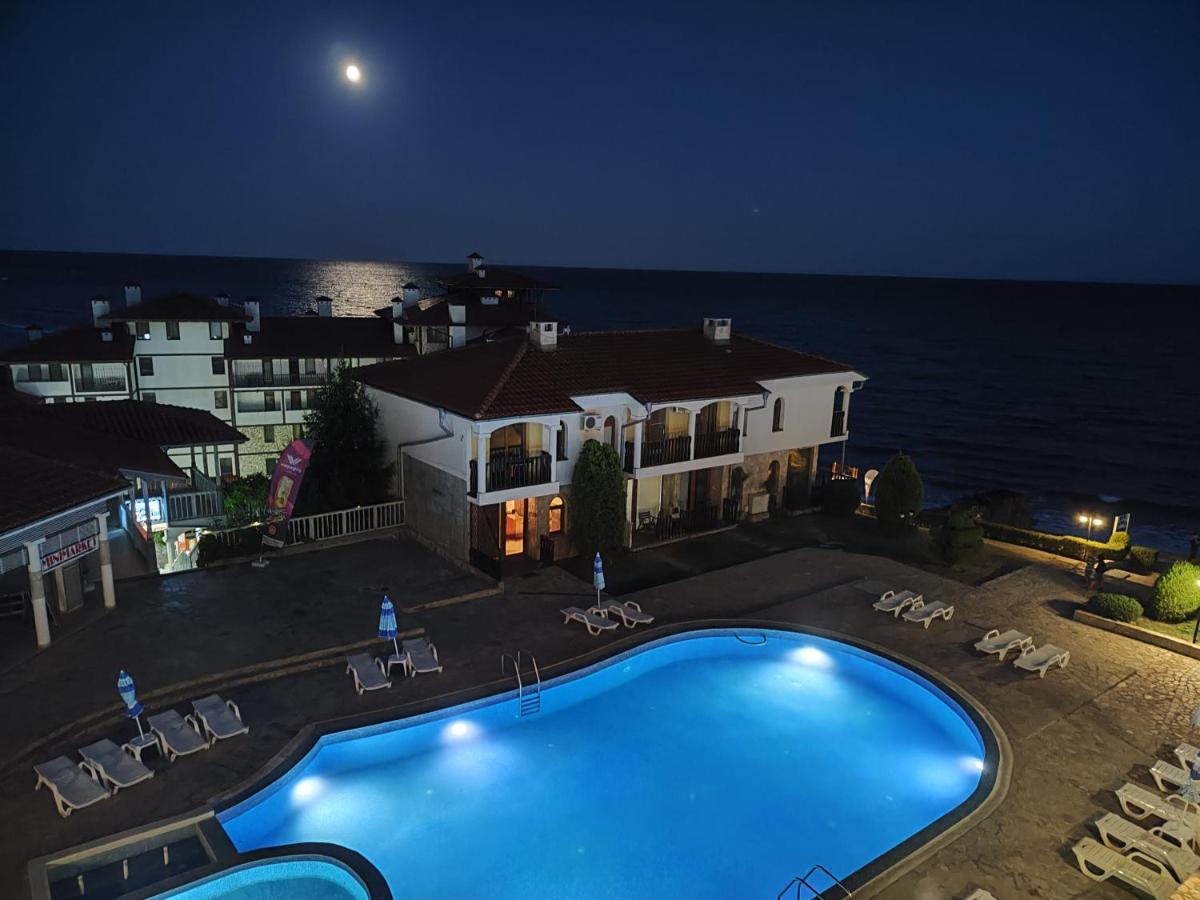 Sun Coast Apartment Szveti Vlasz Kültér fotó